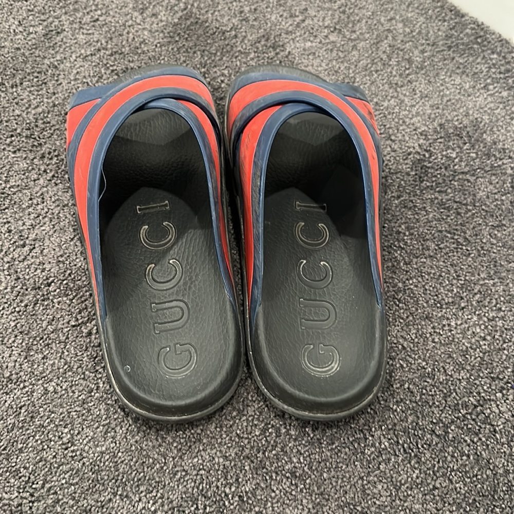Men's Red and Blue Gucci Slide Sandals - Picture 3 of 4